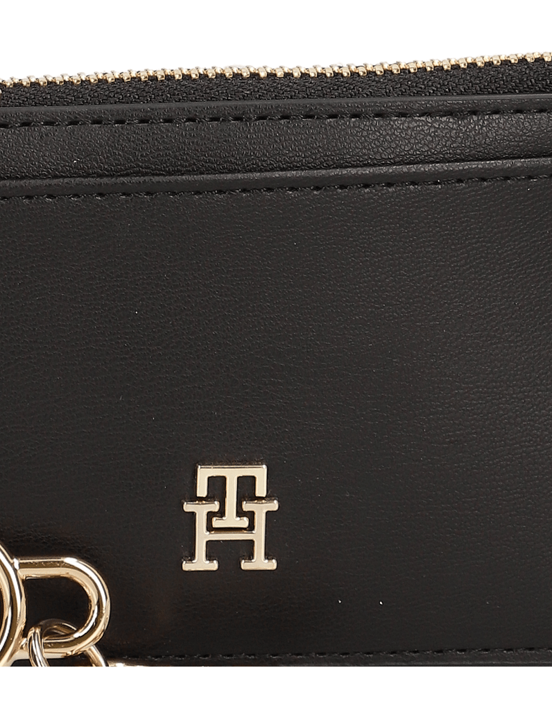 Tommy-Hilfiger-LONG-CC-HOLDER-+-CHARM-črna