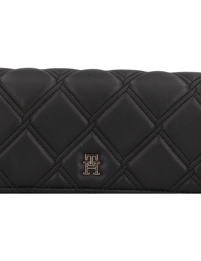 Tommy-Hilfiger-TH-FEMININE-WALLET-ON-CHAIN-černá