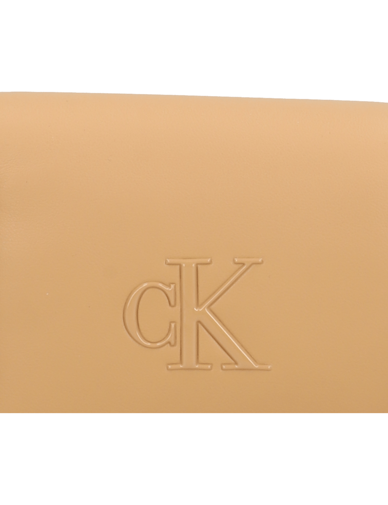Calvin-Klein-BOLD-CK-MEDIUM-BIFOLD-béžová