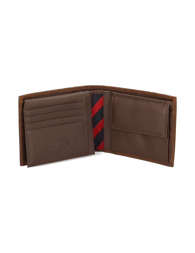 Tommy-Hilfiger-JOHNSON-CC-FLAP-ANDCOIN-POCKET-braun