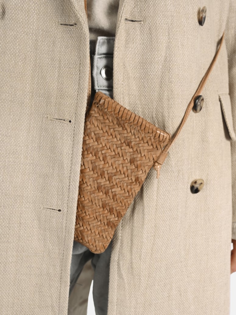 CRICKIT-Kleinledertasche-HEDI