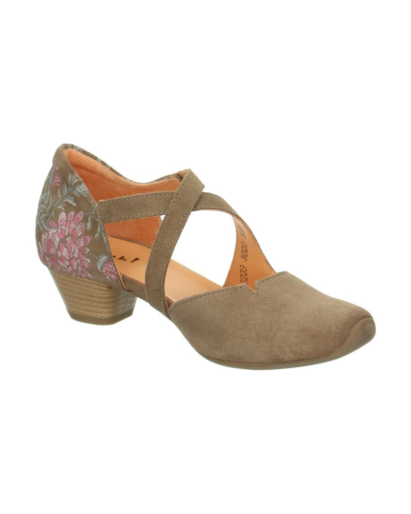 Think-Pumps-AIDA-schwarz