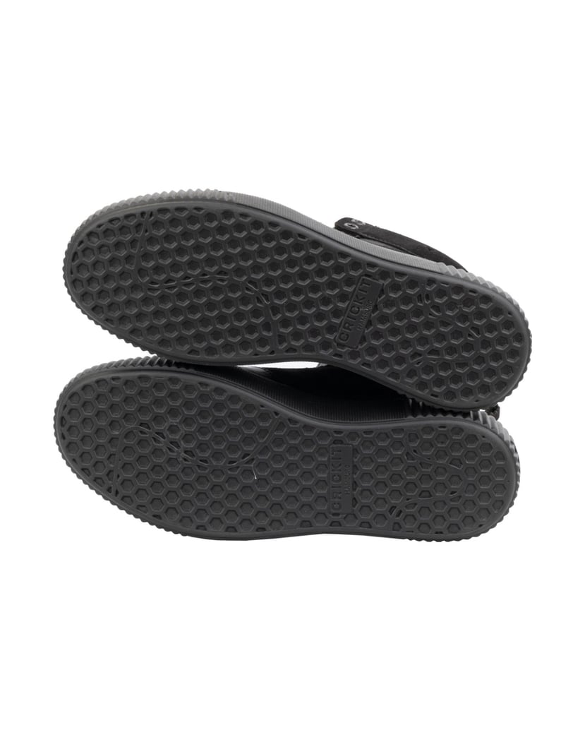 CRICKIT-Sneaker-NEA
