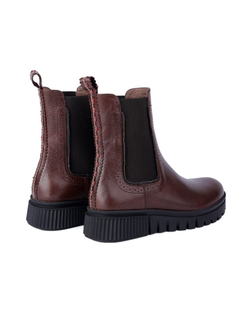 CRICKIT-Chelsea-Boot-NAIKA-braun
