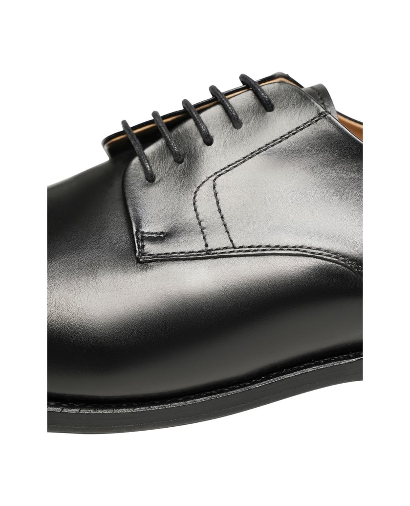 Henry-Stevens-SCHNÜRER-JONES-CD-schwarz