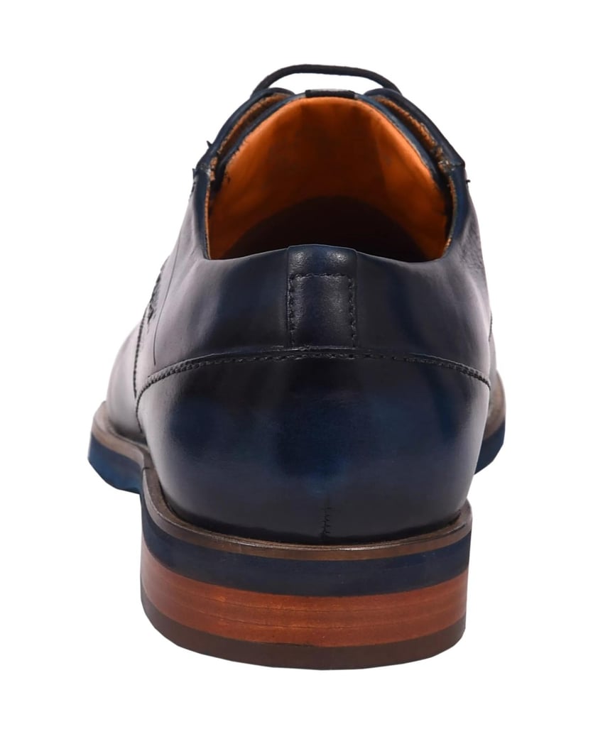 DANIEL-HECHTER-BUSINESS-SCHNÜRER