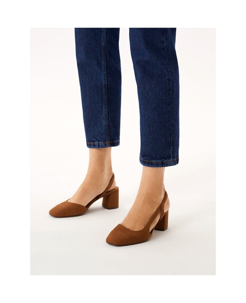 Kazar-Ausgeschnittene-Pumps-aus-Nubuk-mit-klob-braun