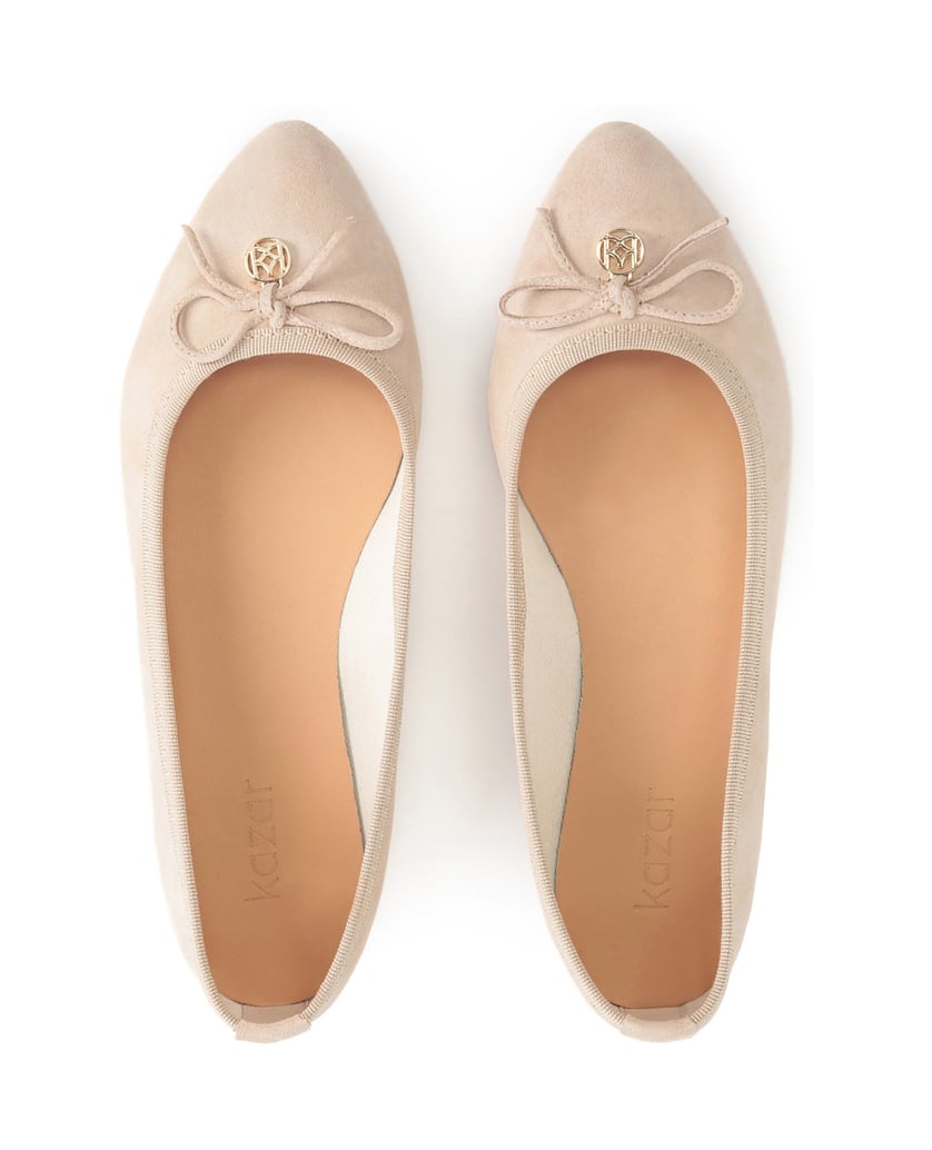 Kazar-Ballerinas-aus-Wildleder-mit-leicht-spit-beige