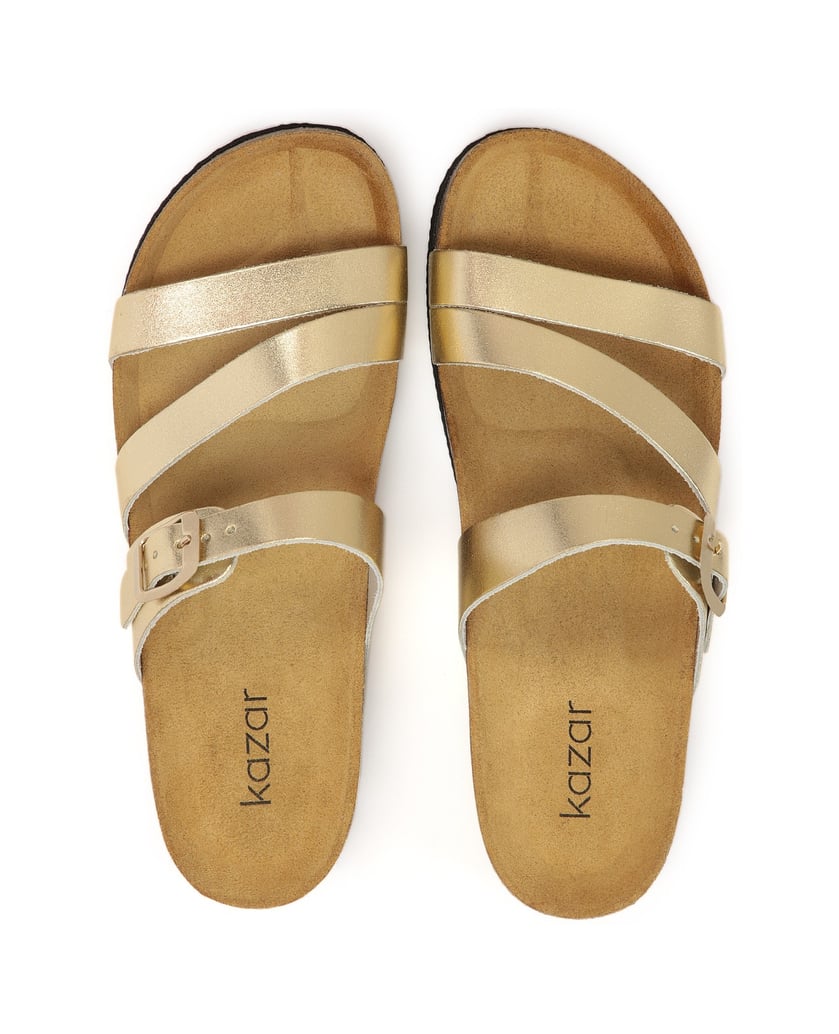 Kazar-Goldene-Pantoletten-auf-einem-Keilabsatz