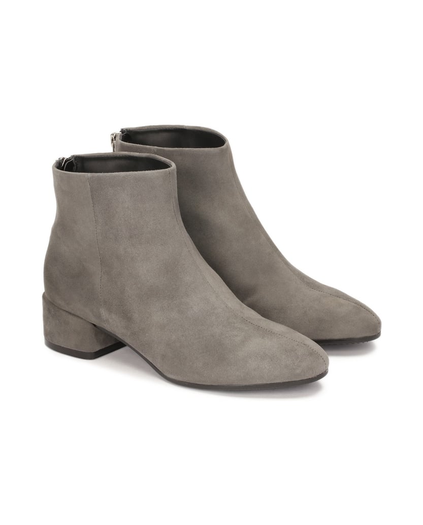 Kazar-Wildlederstiefel-an-einem-niedrigen-Pfos