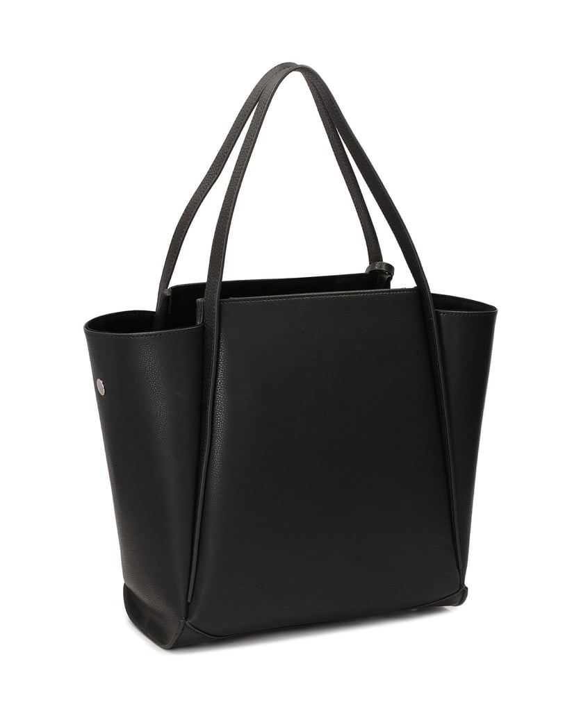 Kazar-Bequeme-schwarze-Lederhandtasche-mit-ger