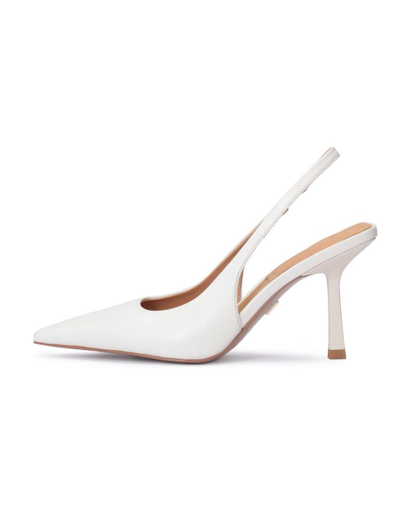 Kazar-Off-white-pumps-on-a-sleek-stiletto-with-a-square-heel-biela