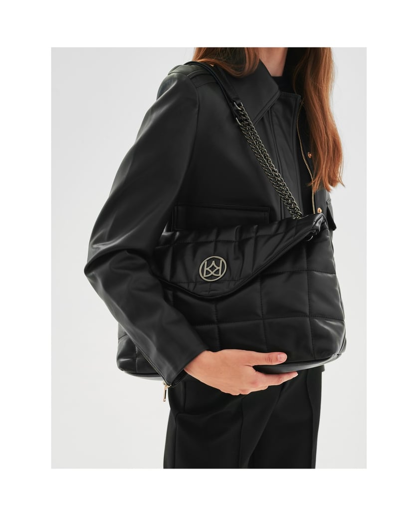 Kazar-Ladies’-black-bag-černá