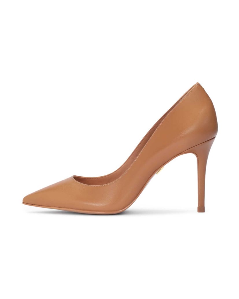 Kazar-Hellbraune-Pumps-mit-schmalem-Absatz-camel