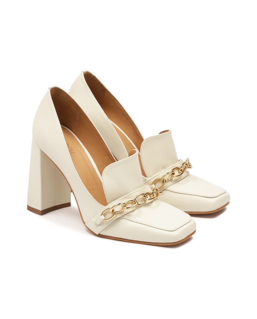 Kazar-Square-nose-pumps-with-chains-biela