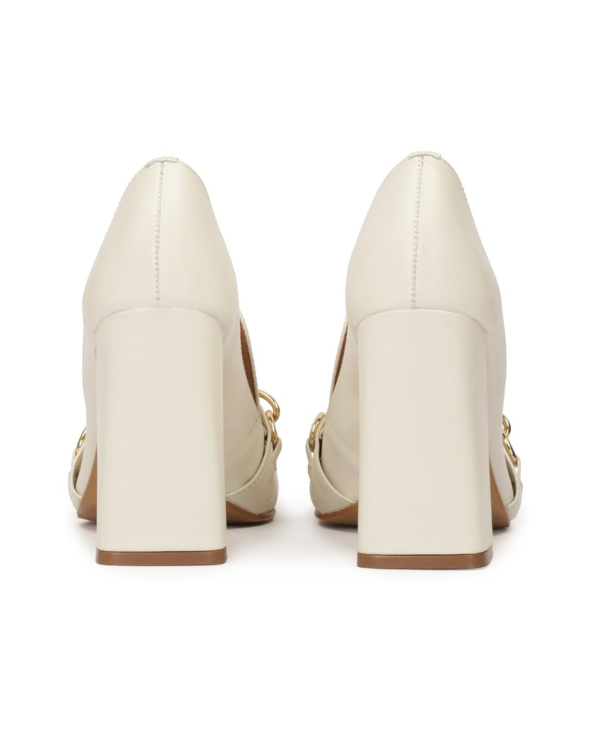 Kazar-Square-nose-pumps-with-chains-biela