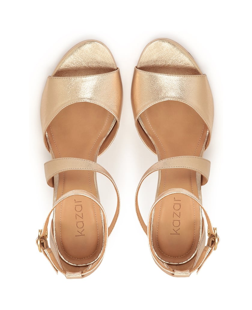 Kazar-Sandals-with-golden-full-heel-zlatá