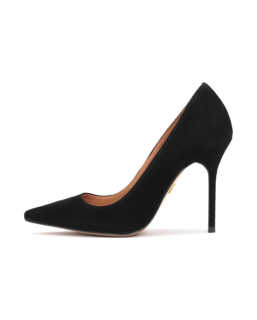 Kazar-Black-pumps-on-a-sleek-heel-černá