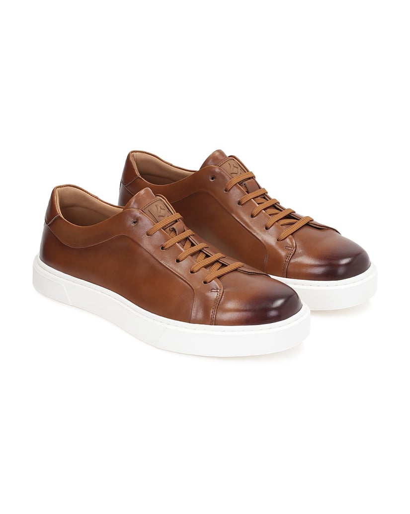 Kazar-Braune-Herren-Turnschuhe-mit-beiger-Sohl