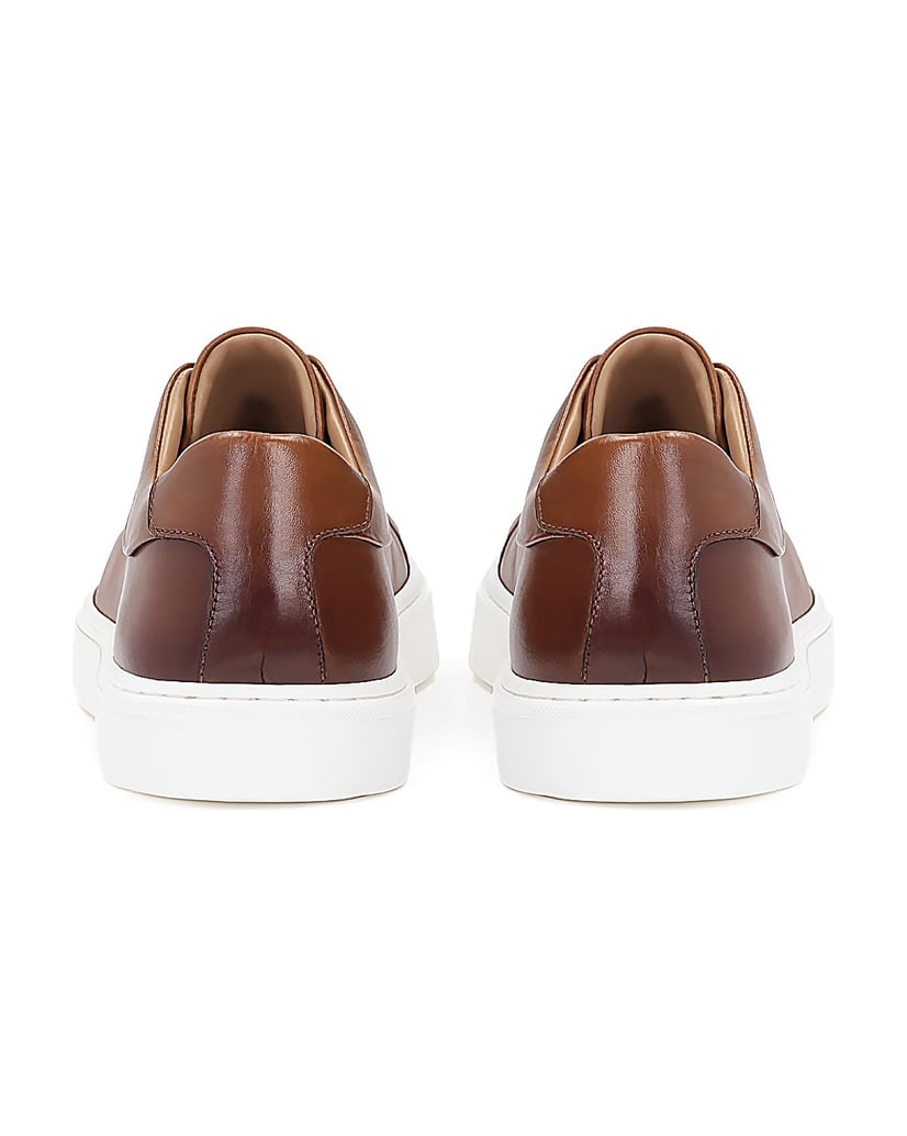 Kazar-Braune-Herren-Turnschuhe-mit-beiger-Sohl