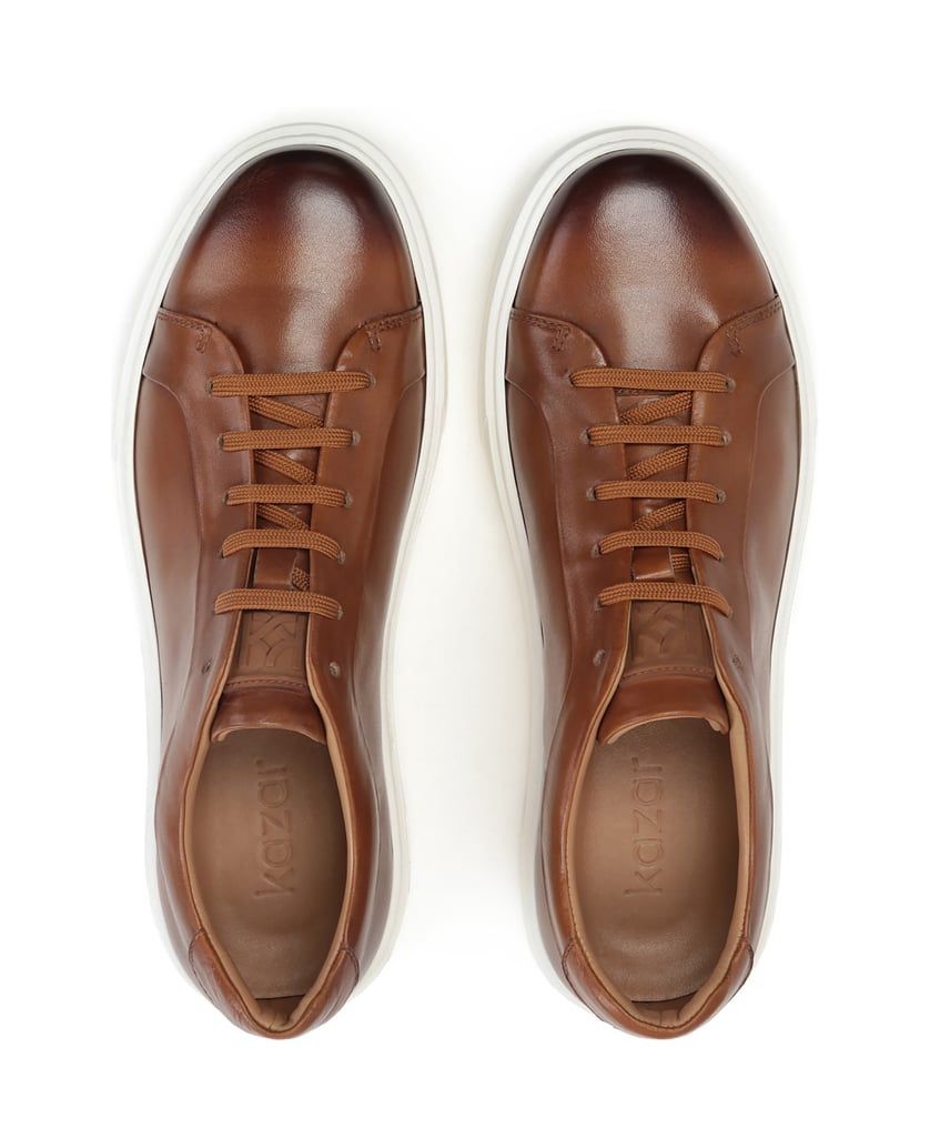 Kazar-Braune-Herren-Turnschuhe-mit-beiger-Sohl