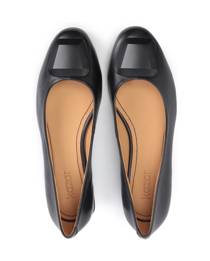 Kazar-Schwarze-Lederschuhe-mit-großer-Verzieru