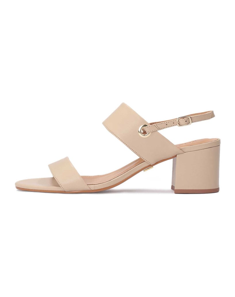 Kazar-Beigefarbene-Ledersandalen-mit-breitem-A-beige