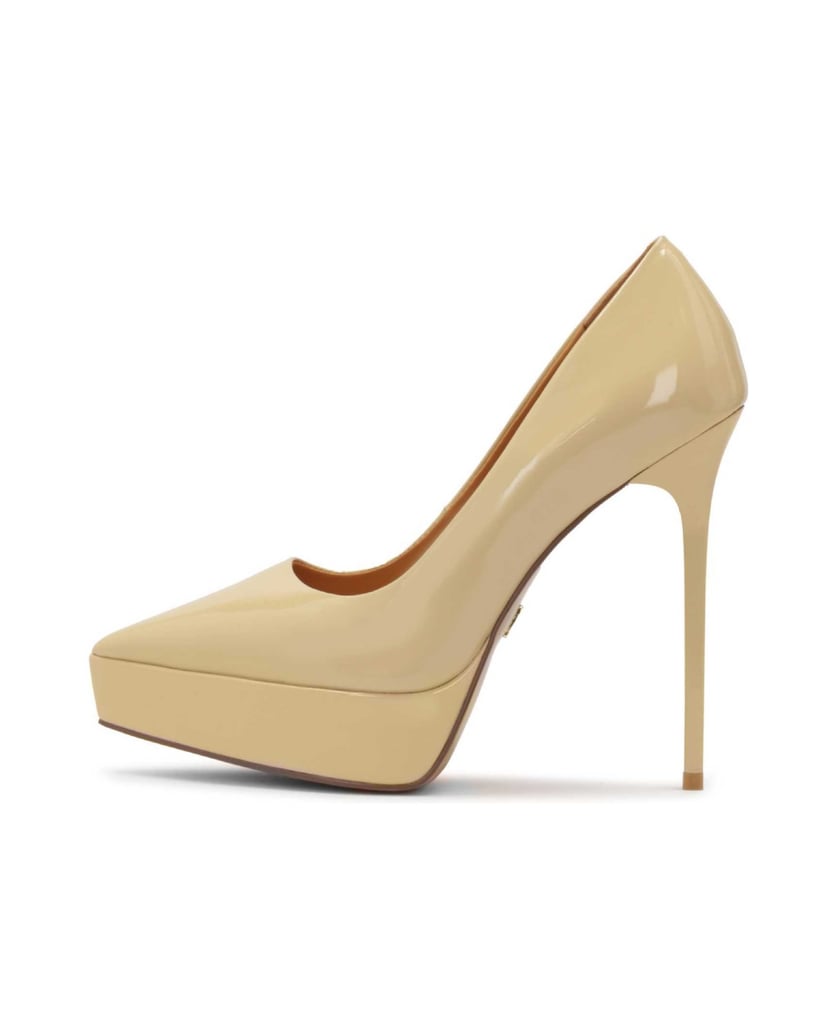 Kazar-Beigefarbene-Plateau-Pumps-aus-Lackleder-beige