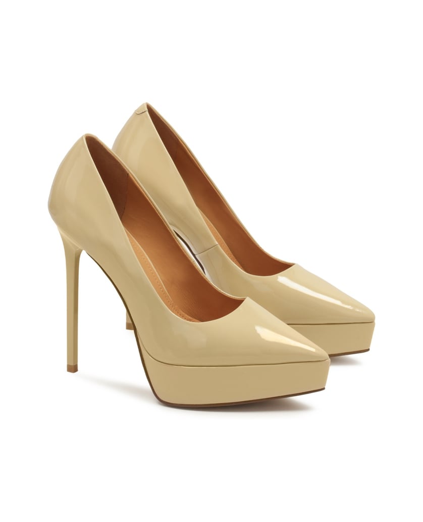 Kazar-Beigefarbene-Plateau-Pumps-aus-Lackleder-beige