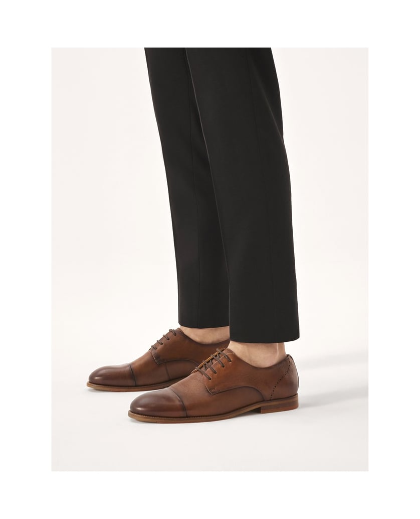 Kazar-Lederschuhe-mit-Rosettenverzierung-an-de-braun