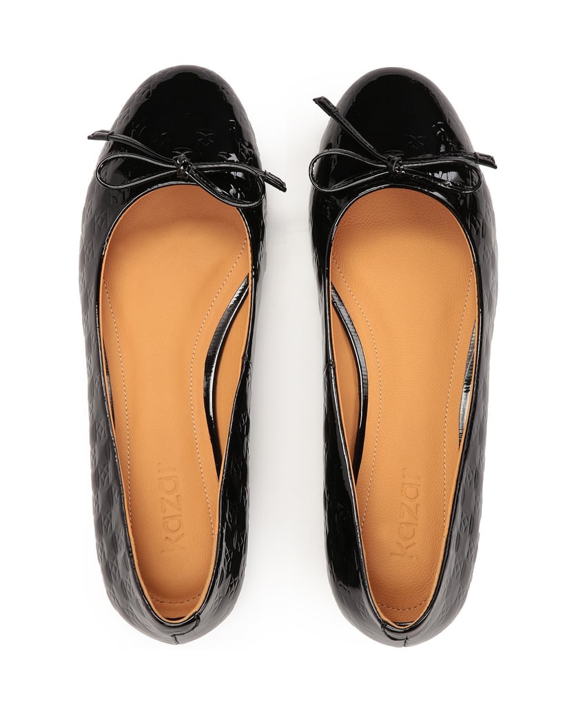 Kazar-Patent-leather-ballerinas-with-rounded-nose-černá