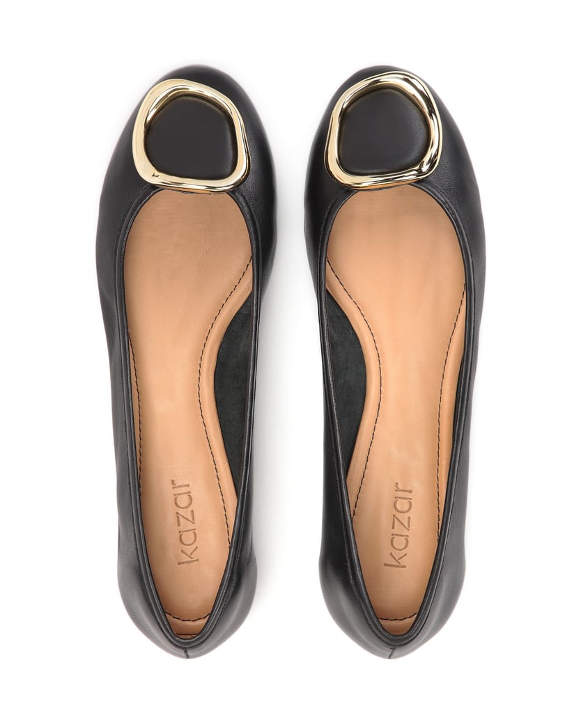 Kazar-Black-leather-ballerinas-with-large-metal-embellishment-černá
