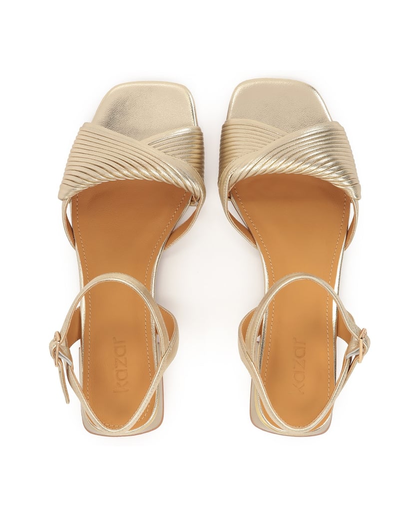 Kazar-Gold-flat-heeled-sandals-zlatá
