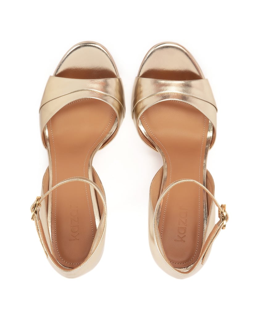 Kazar-Gold-sandals-with-a-built-in-heel-zlatá