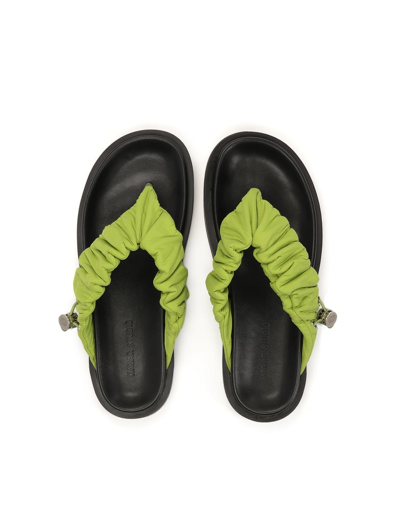 Kazar-Studio-Grüne-Flip-Flops-mit-dicker-Sohle