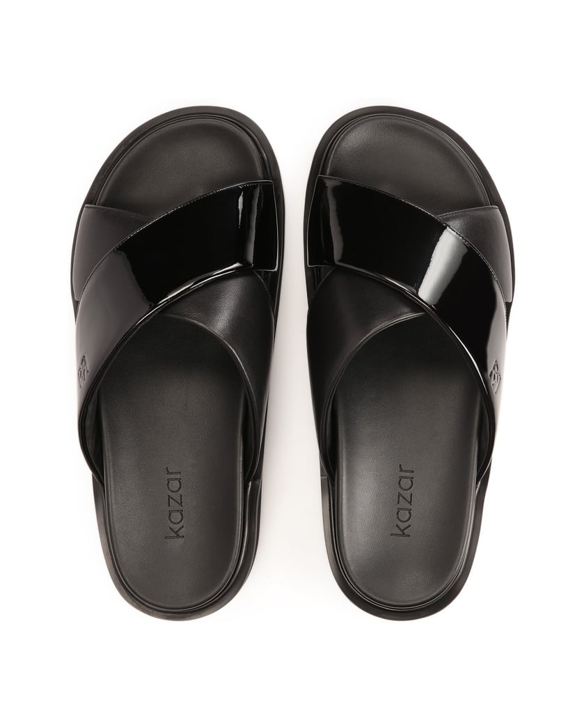 Kazar-Schwarze-Pantoletten-aus-zwei-Arten-von-schwarz