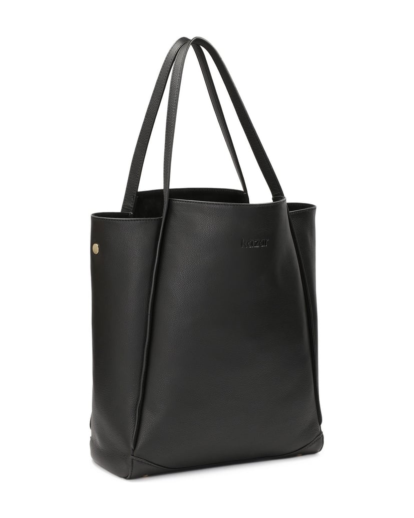 Kazar-Schwarze-minimalistische-Umhängetasche-schwarz