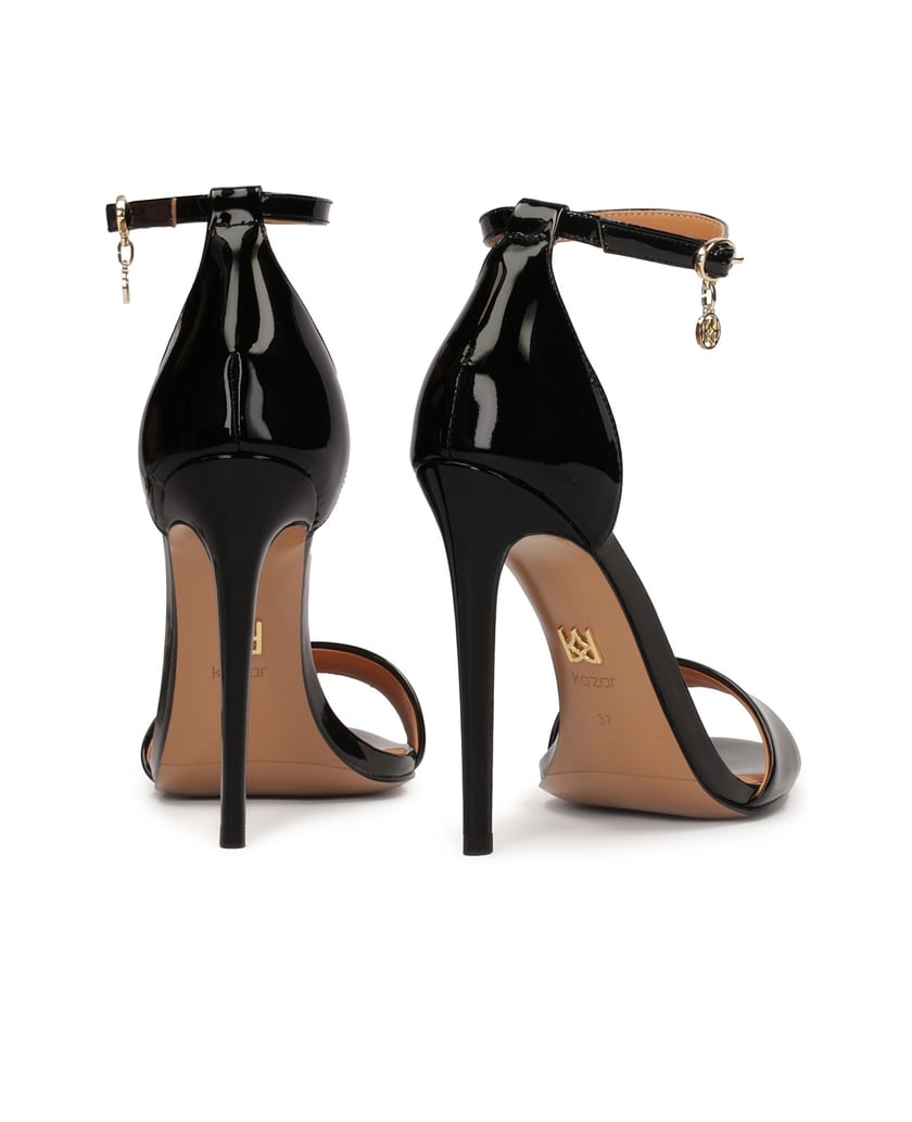 Kazar-Black-patent-leather-sandals-with-slim-heel-černá