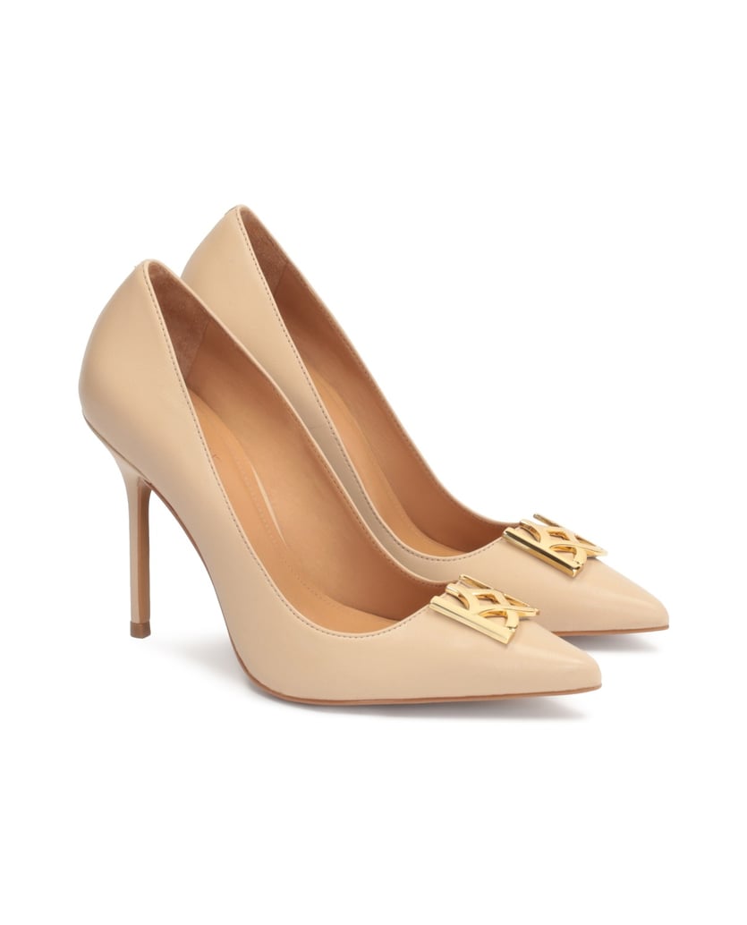 Kazar-Lederpumps-mit-Metallverzierung-beige