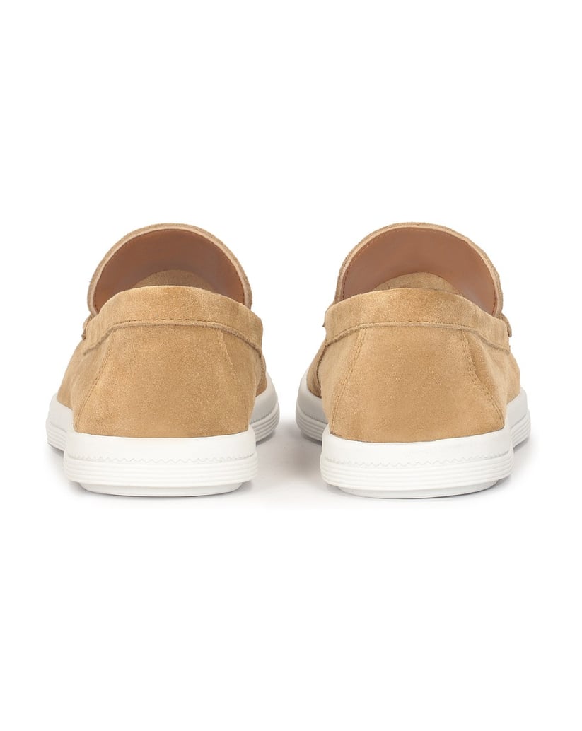 Kazar-Beigefarbene-Slip-on-Sneakers-mit-weißer-beige