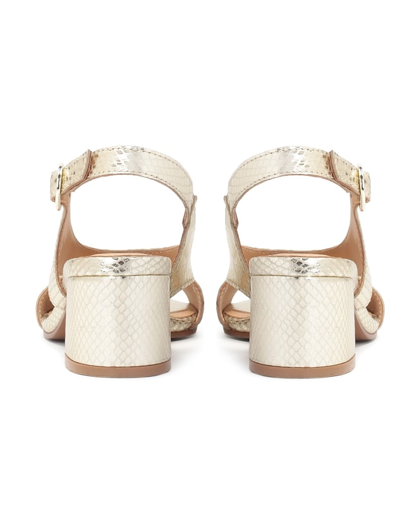 Kazar-Sandalen-mit-breitem-Absatz-aus-geprägte-gold