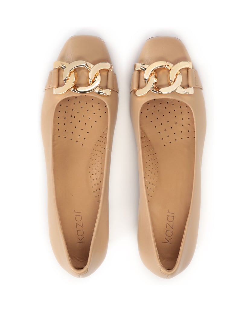 Kazar-Leather-pumps-with-a-wide-heel-and-a-comfortable-insole-velbloudí