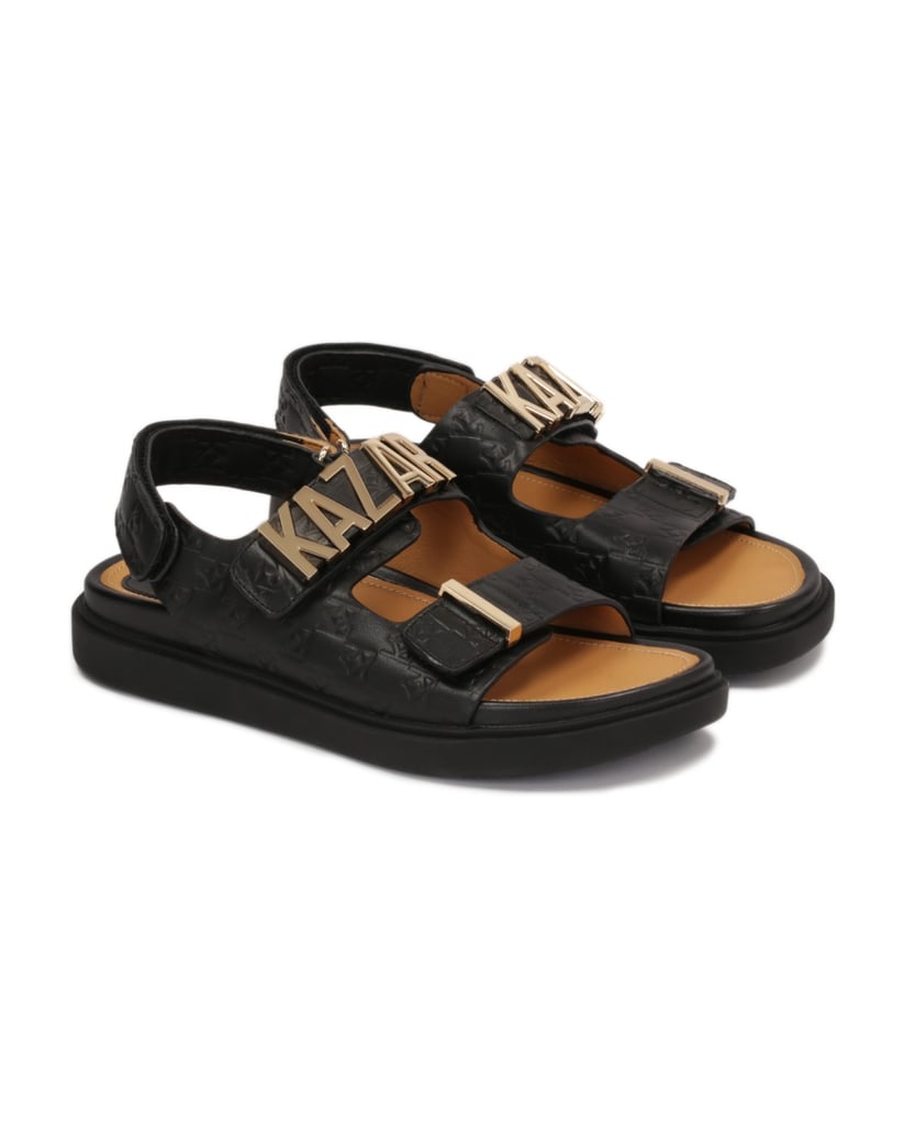 Kazar-Sandalen-mit-Schriftzug-und-Prägung-aus-schwarz