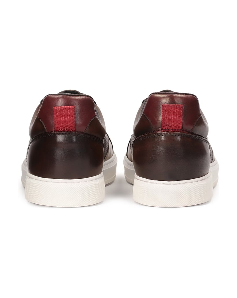Kazar-Braune-Leder-Sneakers-mit-weißer-Sohle-braun