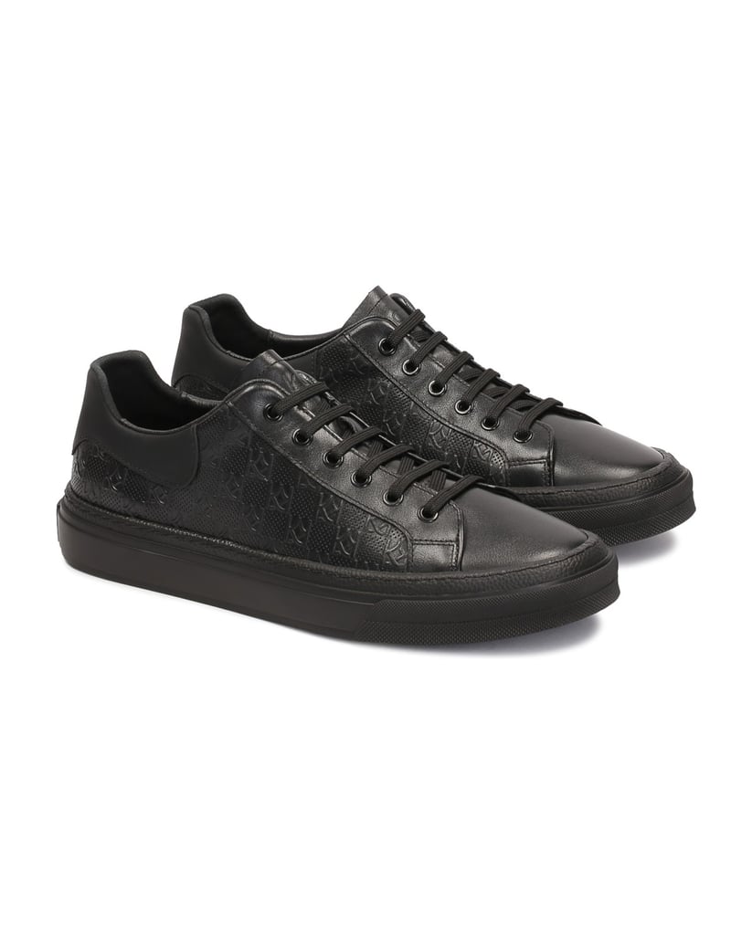 Kazar-Schwarze-sportliche-Schuhe-im-Sneakers-Stil