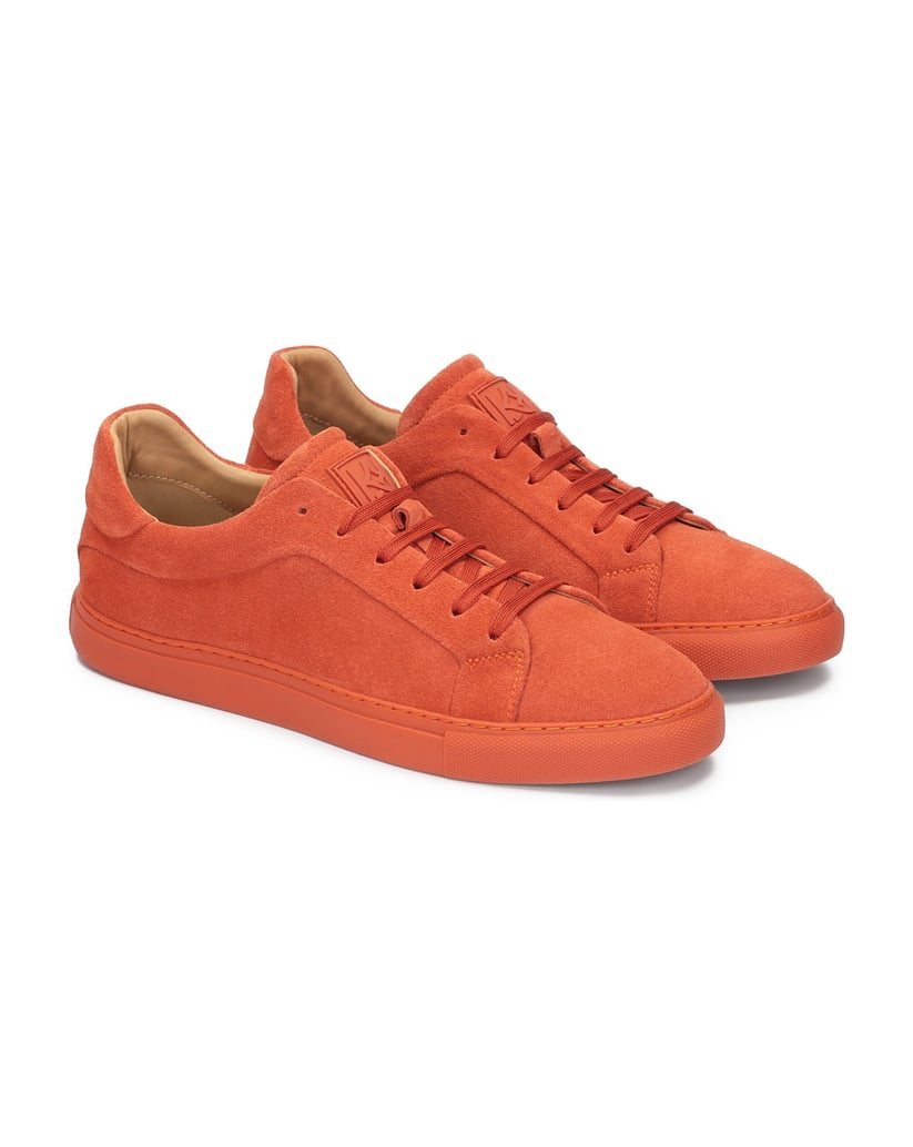 Kazar-Orangefarbene-Herren-Sneaker-im-urbanen