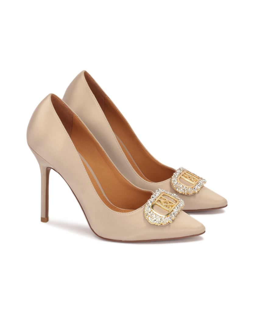 Kazar-Dekorierte-Hochzeitspumps-aus-beigem-Sto