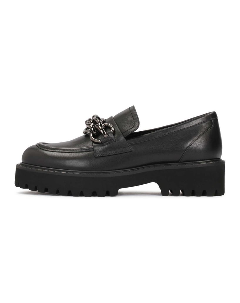 Kazar-Ladies’-slip-on-casual-shoes-on-a-hiking-sole-čierna