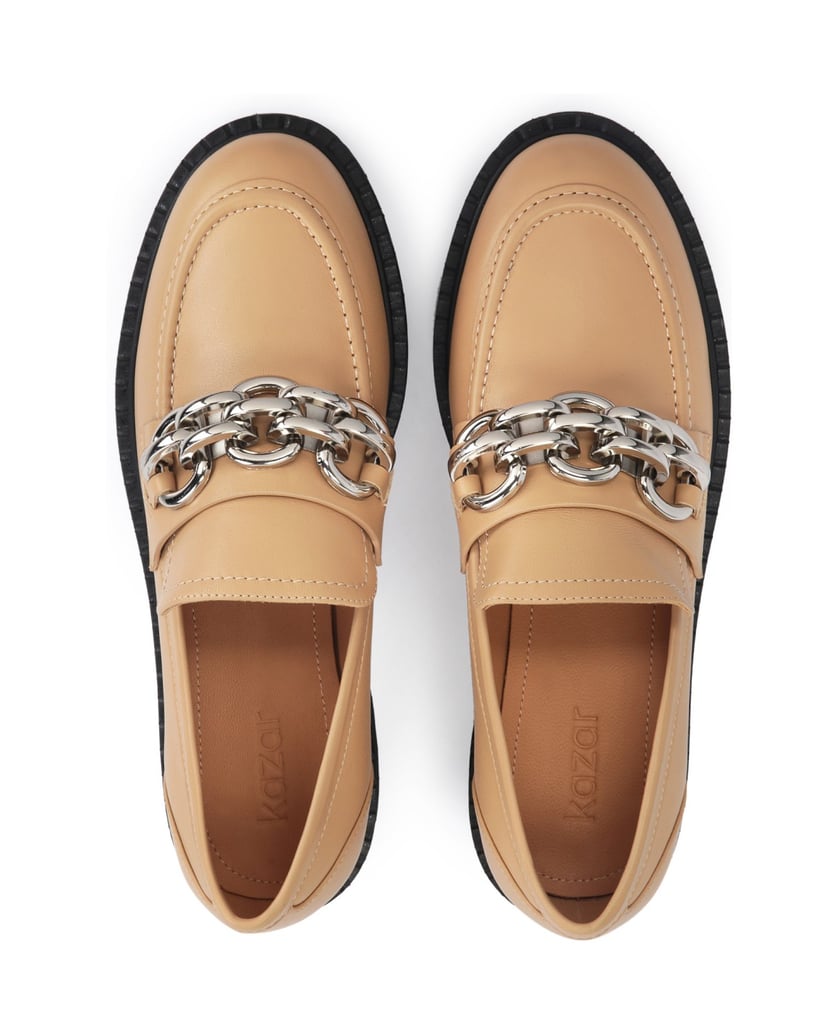 Kazar-Ladies’-flat-shoes-with-a-chunky-sole-and-chain-velbloudí