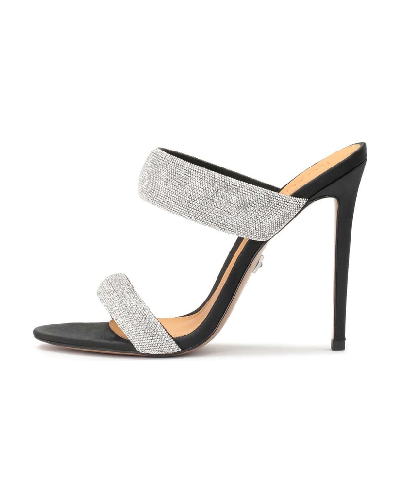 Kazar-Schwarze-Pantoletten-aus-Textil-mit-glän-schwarz